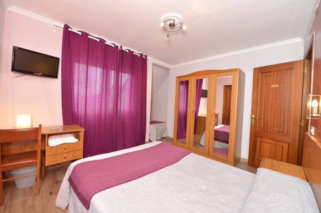 Santa Cruz Hotel Ribadeo Exterior photo