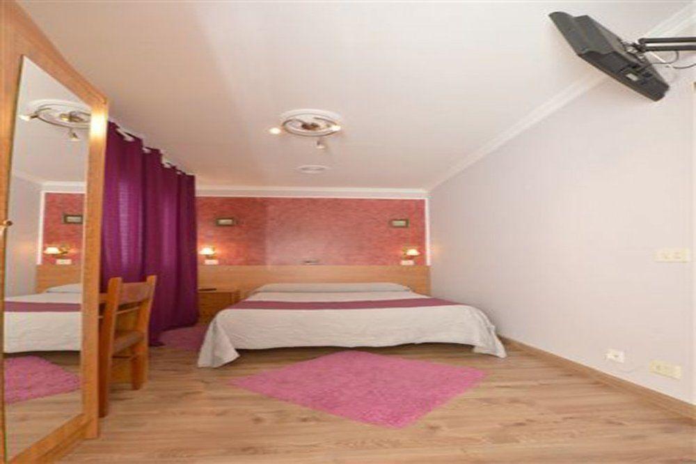 Santa Cruz Hotel Ribadeo Exterior photo
